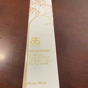 Arbonne RE9 facial cleanser